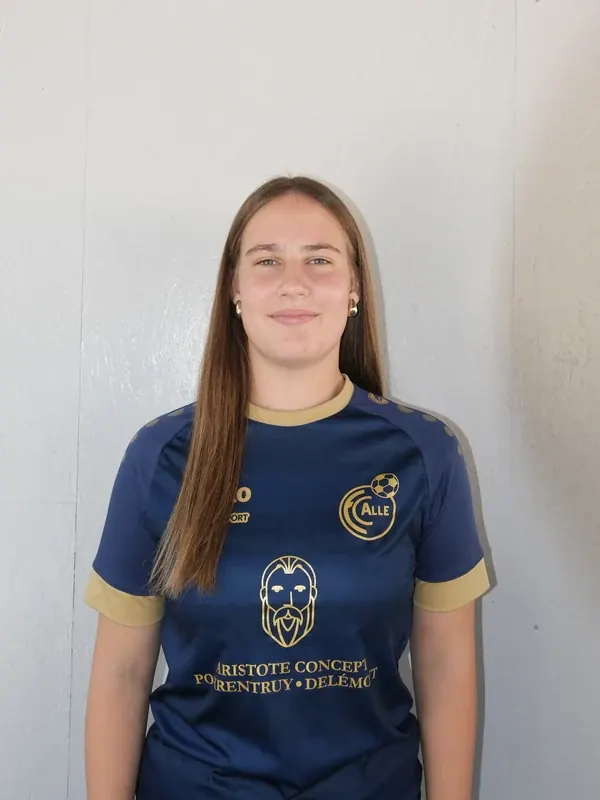 Théa Cerf